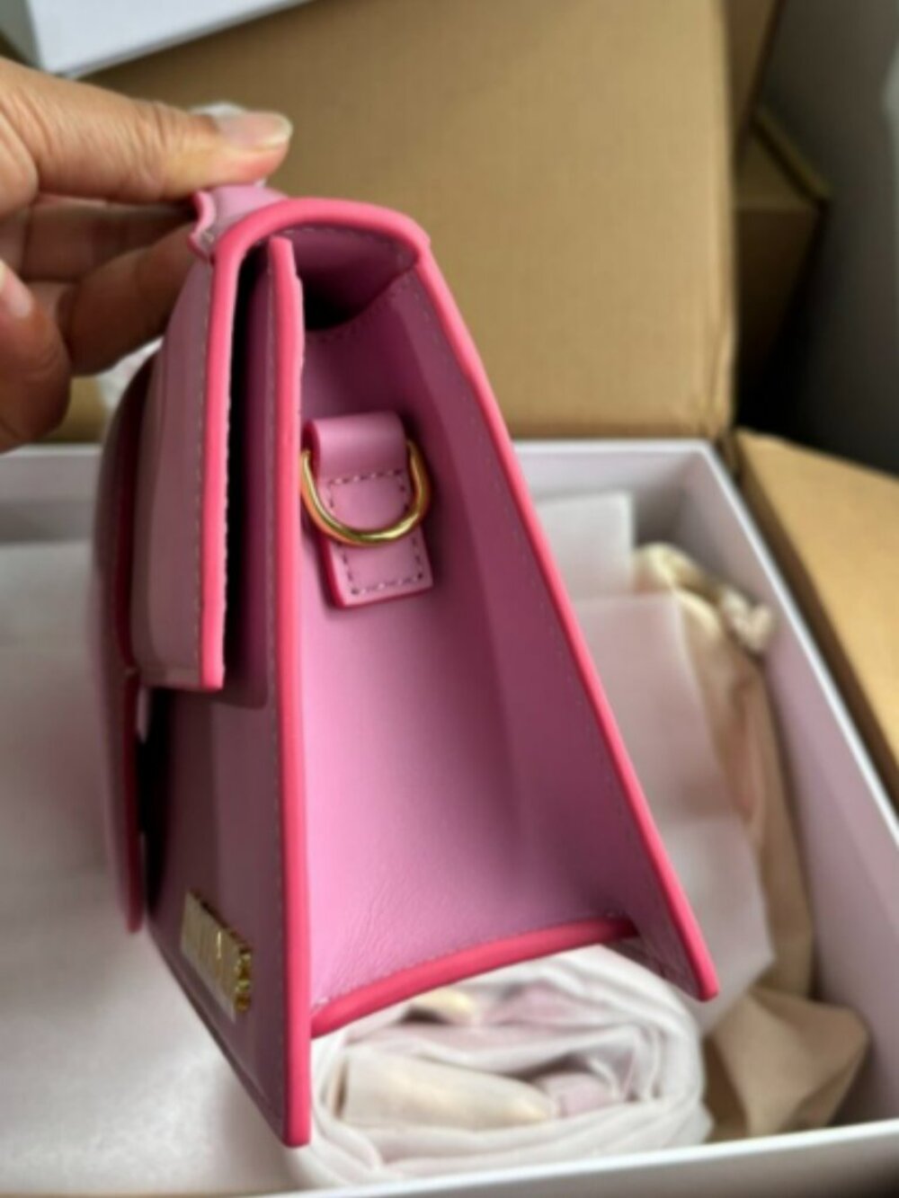 Jacquemus Le Bambino Long Medium Pink Leather Crossbody Bag - Picture 4 of 7